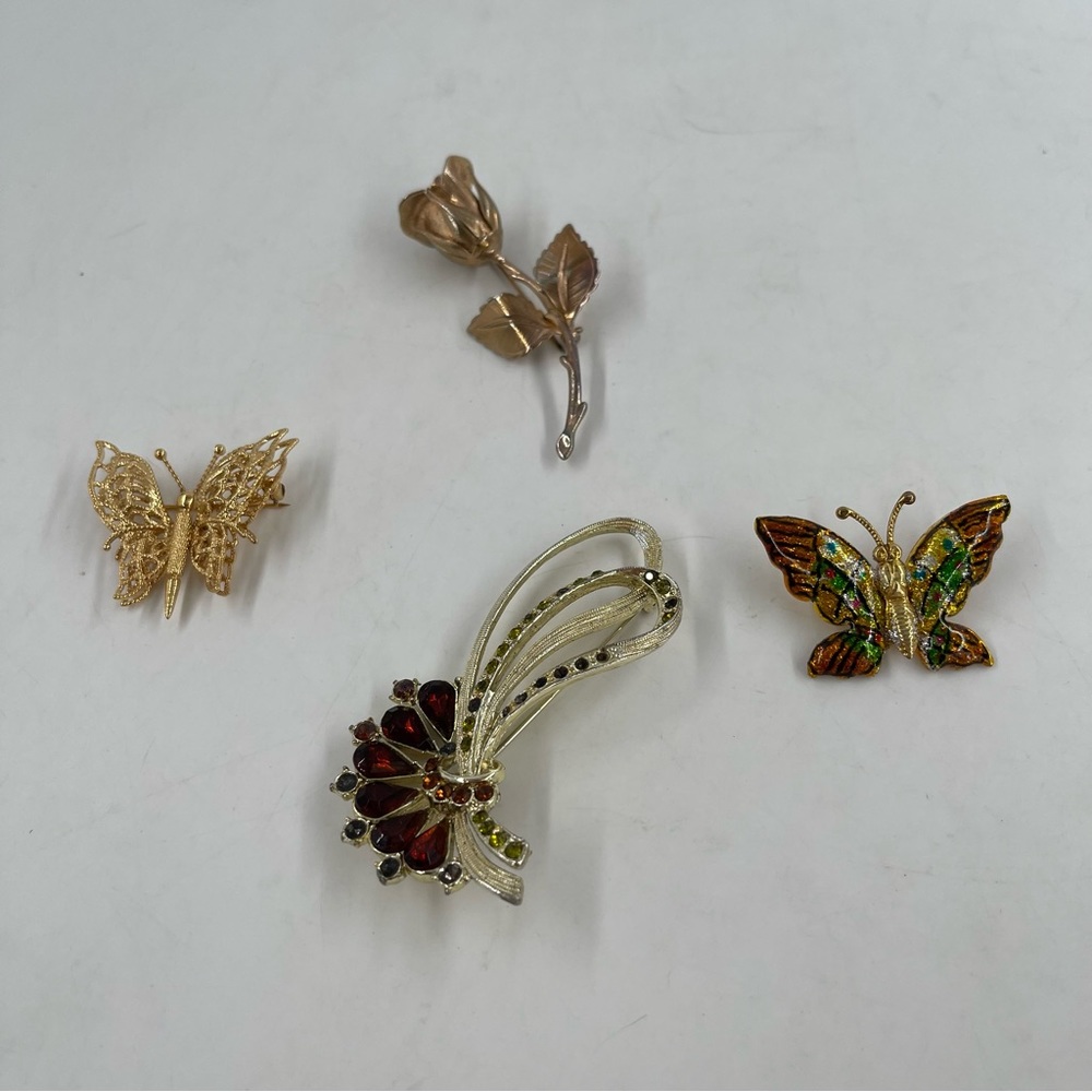 Lot of 4 - Variety of Brooches / Pins Butterflies, Rose & Abstract Bow